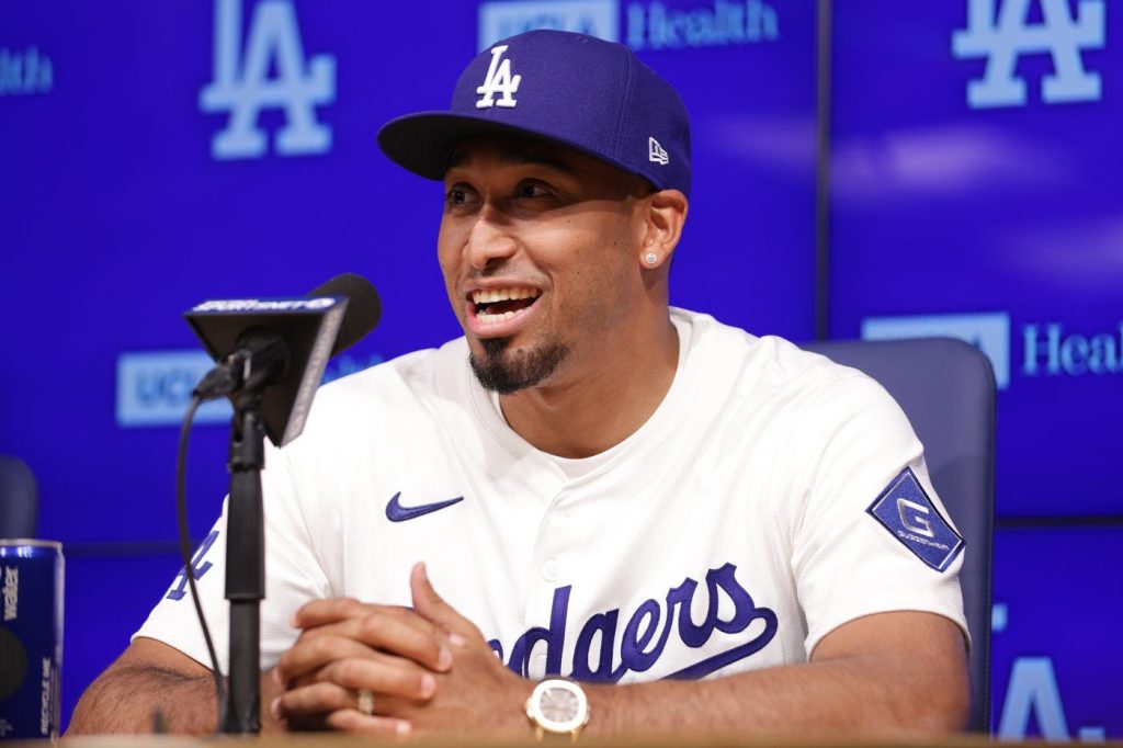 Dodgers owe $1.06 billion in deferred money to 9 players